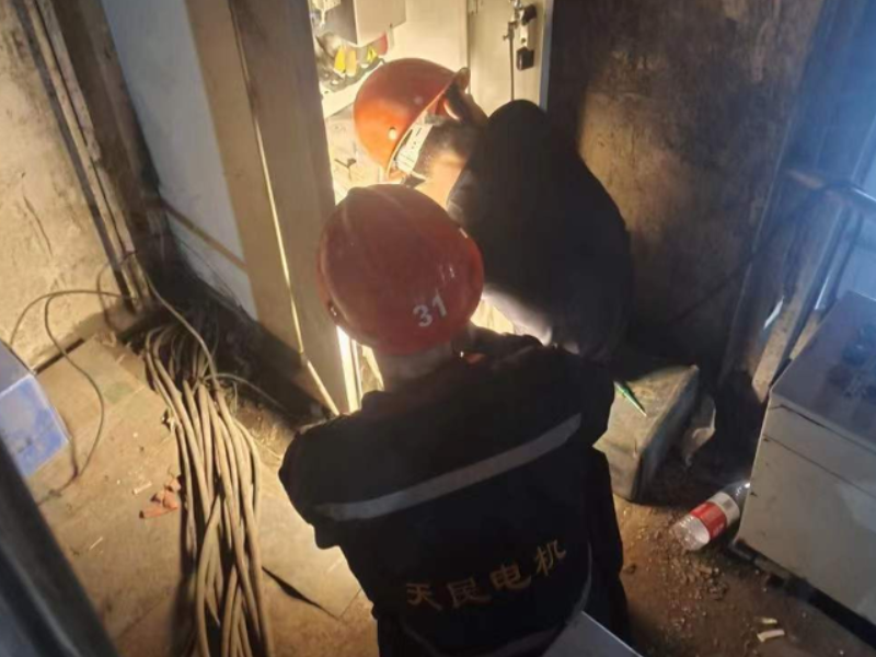 外圍工程維修現場（chǎng）